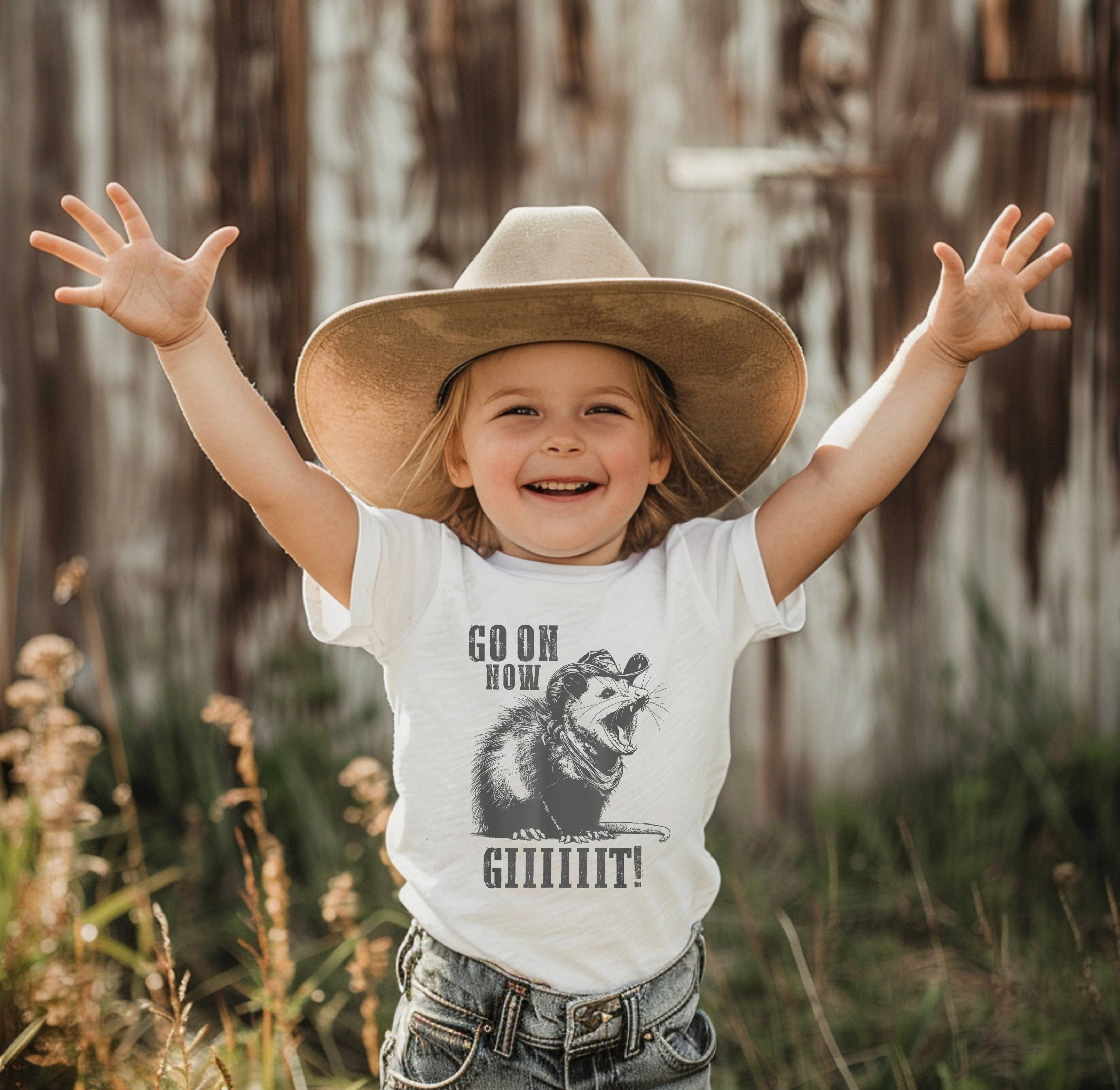 Possum - Go on now Git - Kid's Tee